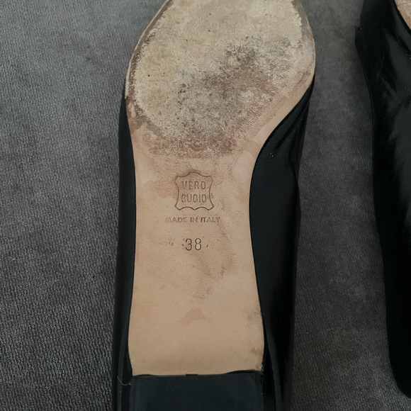 Jimmy Choo Flats; vintage, very comfortable. - Picture 7 of 8